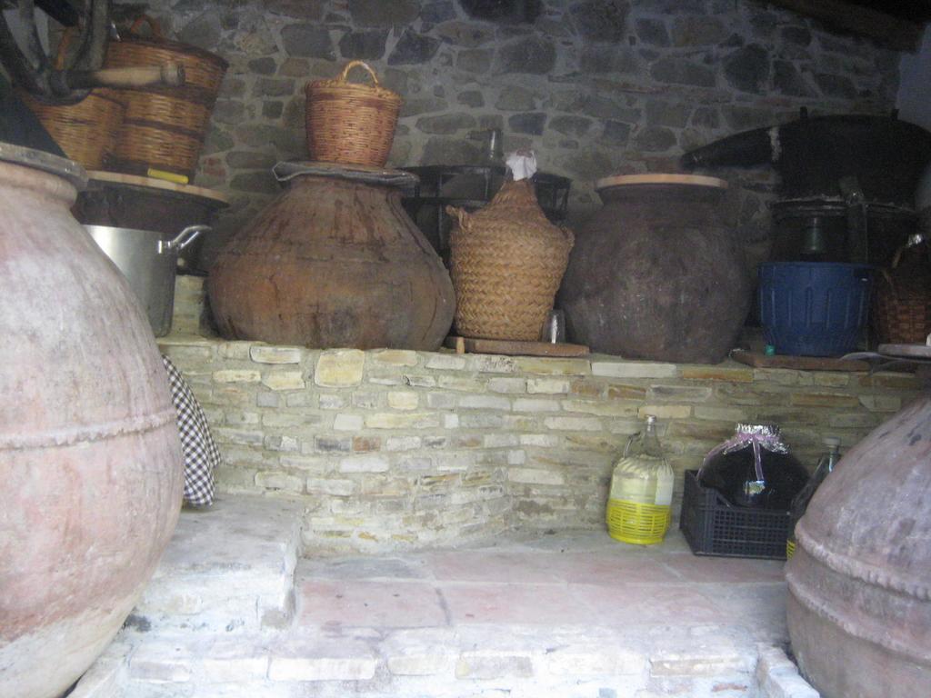 Flora'S House Villa Spilia Luaran gambar